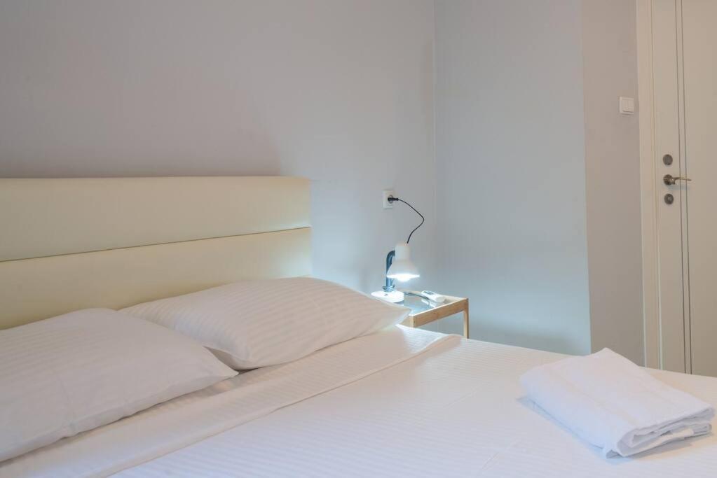 Royal Aparatment On The Sea , Blvd Nitza 34 Netanja Exterior foto